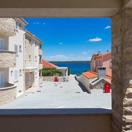 Orkula Apartments Pašman Buitenkant foto