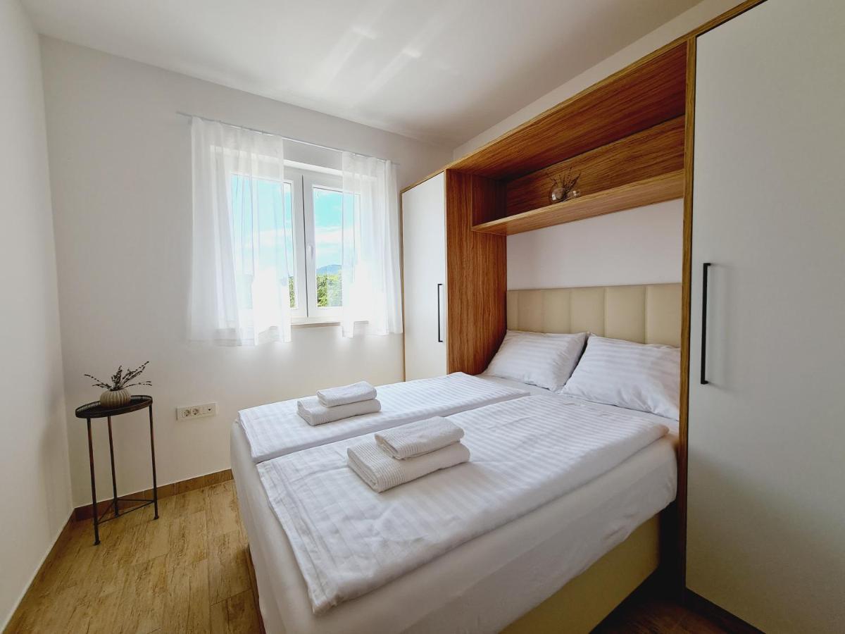 Orkula Apartments Pašman Buitenkant foto